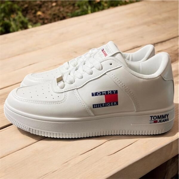 B9697EAD-07A6-45EF-A5C2-880F17A93056 tommy hilfiger